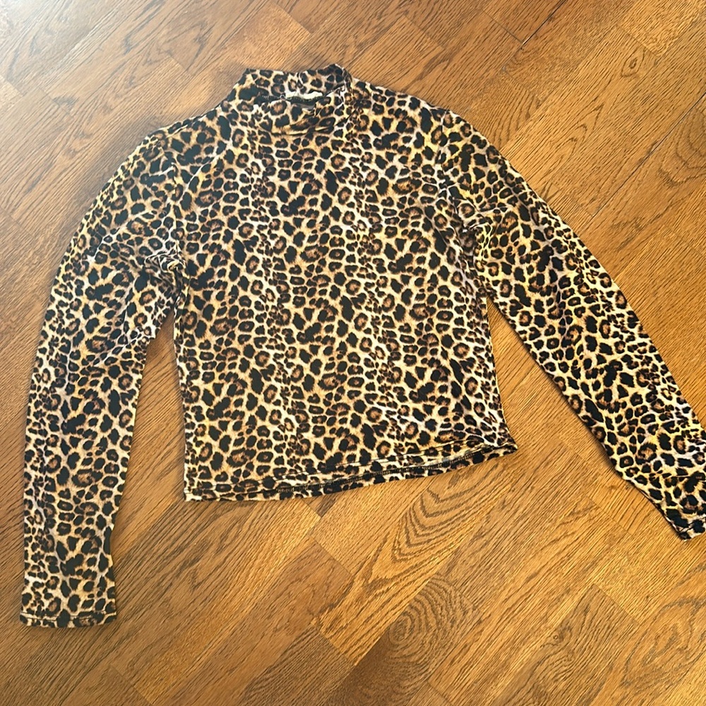 Leopard print crop top- mock turtleneck